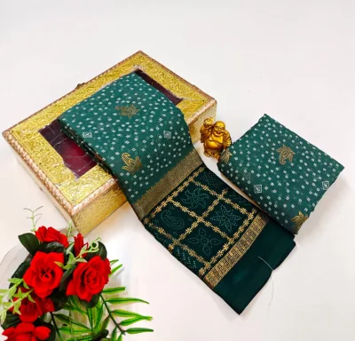 Zig Zag Foil Print Saree with Contrast Jari Border and Digital Print Pallu